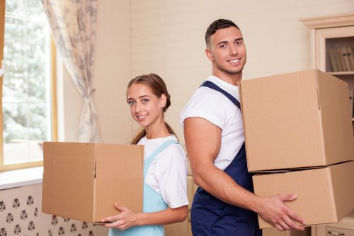 Careful packing and loading support for a Kensington apartment relocation